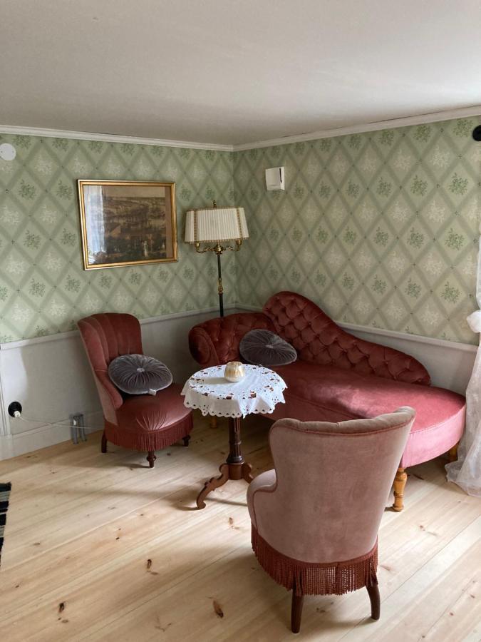 Thorstorps Gard B&B Soderkoping Exterior foto